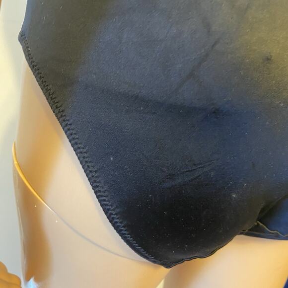 Flexees 36B Black Bra Shapewear Bodysuit Underwire Adjustable Straps Classic - Picture 10 of 11